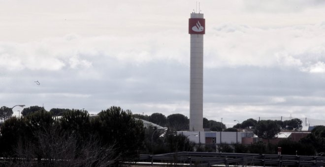 El Banco Santander traslada a 60 empleados del área de tesorería como prevención ante el coronavirus