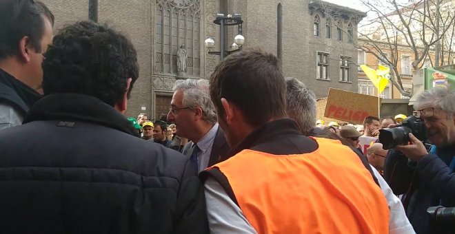 Olona se encuentra con los representantes de los agricultores