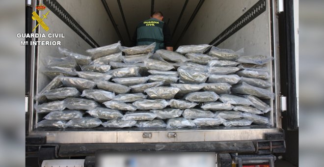 Guardia Civil intercepta cargamento con 70 kilos de cogollos de marihuana