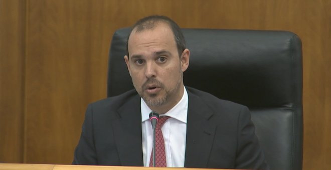 Tensión en el pleno del Parlamento de Castilla-La Mancha