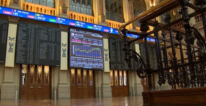 El Ibex cae un 6% y defiende los 7.000 a la espera del BCE