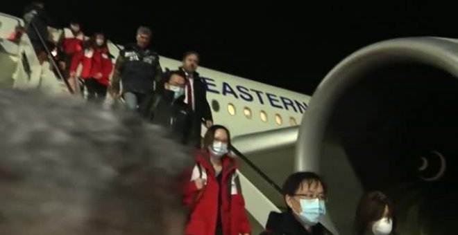 Llega a Italia un avión chino cargado con material médico y nueve expertos en la lucha contra el coronavirus