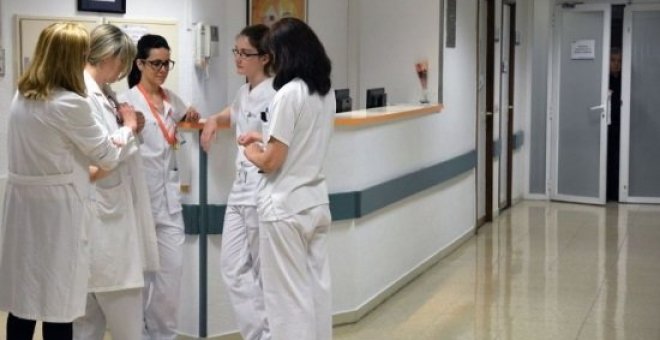 Faltan enfermeras con experiencia en UCI para 1.000 nuevas camas en Madrid