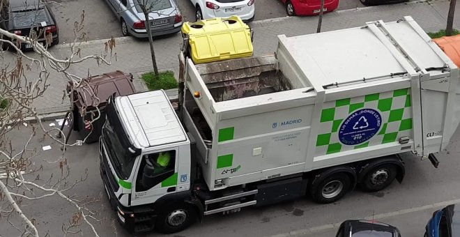 Recogida de plásticos en Madrid tras el decreto de Estado de alarma