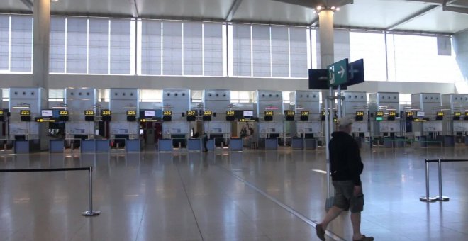 Turistas en el aeropuerto de Málaga