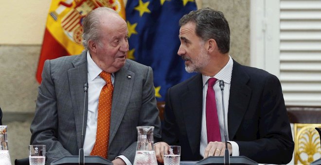 Sánchez echa un capote a Felipe VI y califica de "necesario y coherente" su apartamiento del rey emérito