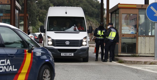 Els municipis fronterers viuen amb calma el primer dia de bloqueig entre l'Estat espanyol i França