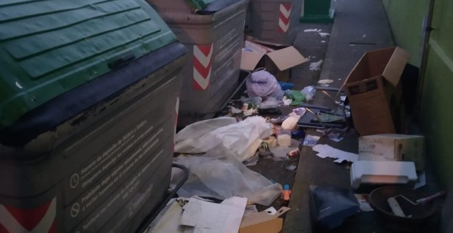 El Ayuntamiento de Torrelavega pide a los vecinos que depositen la basura en los contenedores