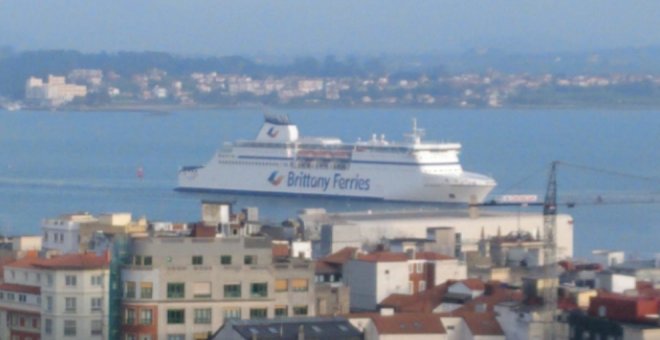 El Ferry llega a Santander en pleno confinamiento