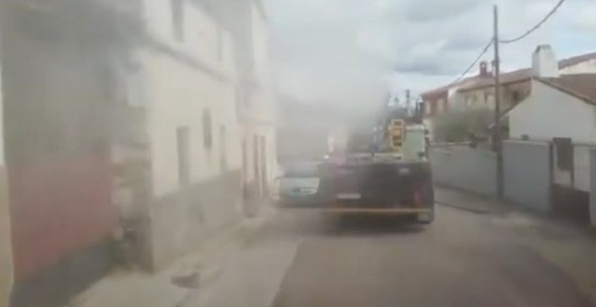 La UME adapta cañones de nieve para desinfectar un pueblo de Toledo