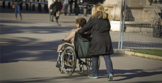 CC.OO. denuncia la falta de equipos de protección para las trabajadoras del Servicio de Ayuda a Domicilio