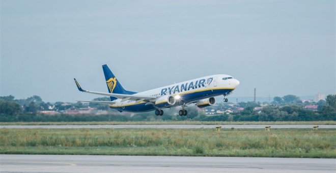 Ryanair estima que no volverá a volar hasta junio por la crisis del coronavirus