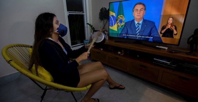 Bolsonaro llama "gripecita" al coronavirus y descarta el confinamiento