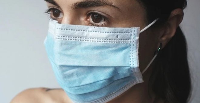Europa recomienda el uso de mascarillas también a personas asintomáticas de coronavirus