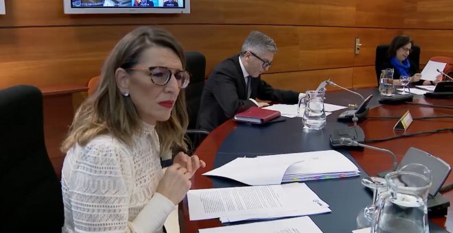 El Gobierno paraliza actividades no esenciales durante dos semanas