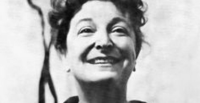 Punto de Fisión - Pauline Kael a cuchillo