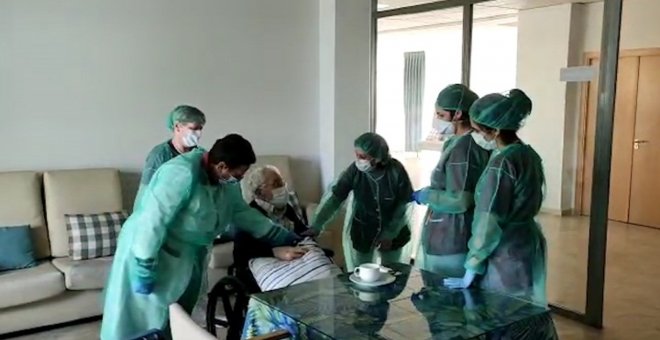 Antonio Magdaleno, de 98 años, se cura de coronavirus y regresa a su hogar