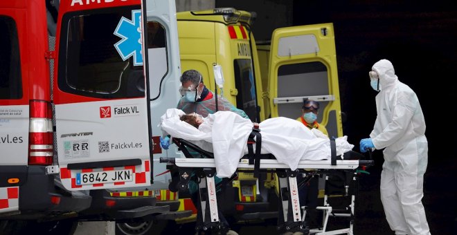 España supera las 10.000 muertes mientras Sanidad asegura que ya hemos llegado al pico