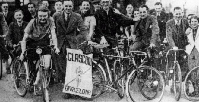 Ciclistas británicos en la Guerra Civil: la historia del Clarion Cycling Club