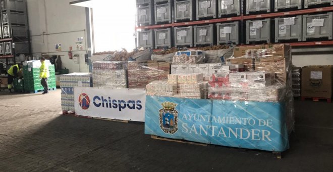 El Ayuntamiento dona 11.300 kilos de alimentos al Banco de Alimentos de Cantabria ante el aumento de las peticiones
