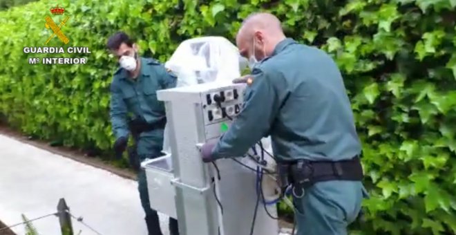 La Guardia Civil colabora en el traslado de 5 respiradores