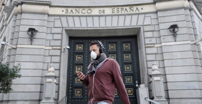 La banca española recibe un aluvión de peticiones de préstamos de empresas y hogares