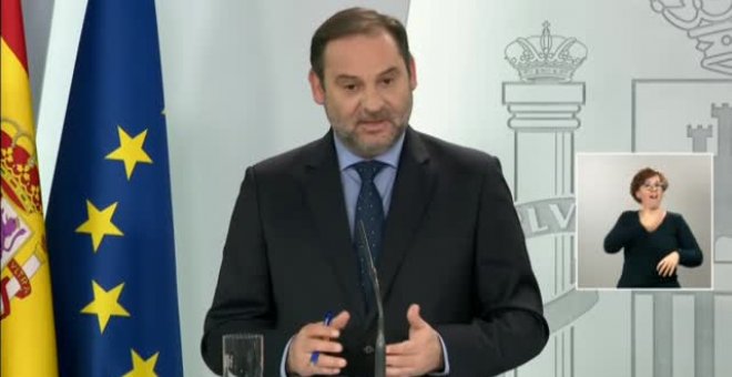 Ábalos pide a Casado que "recapacite" con respecto a su posición ante una reedición de los Pactos de la Moncloa