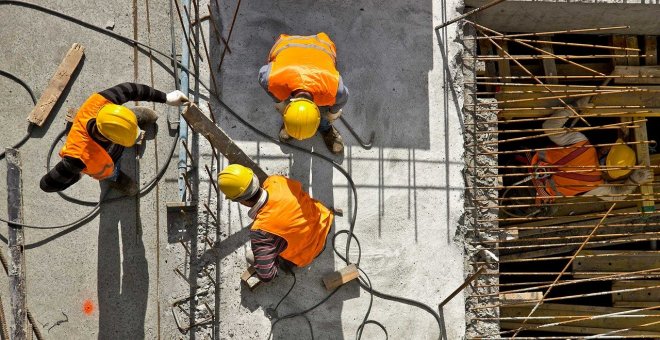 ​Trabajadores afectados por ERTEs, en riesgo de no poder cobrar la prestación hasta mayo