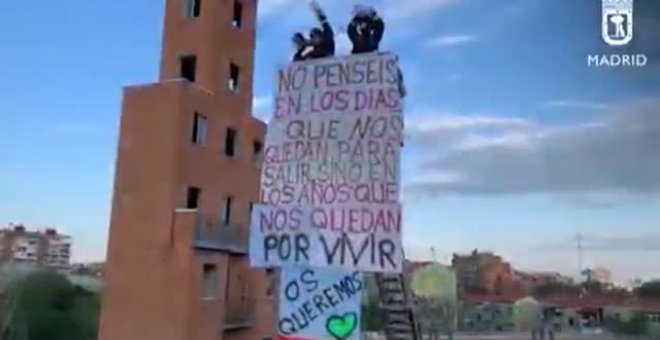 Los bomberos de Madrid animan a sus vecinos