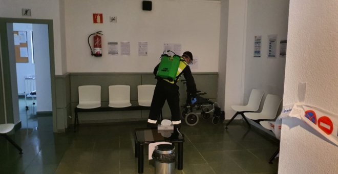 La UME vuelve a Cantabria para seguir con la desinfección de los centros de salud