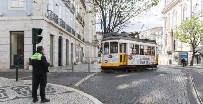 Portugal afronta la crisis con calma y sin medios