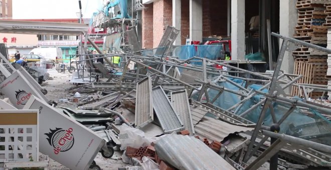 Varios heridos tras caer un andamio junto al Mercado del Carmen de Málaga