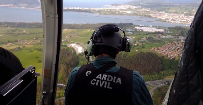 Se intensifica el control en las carreteras de Cantabria con un helicóptero