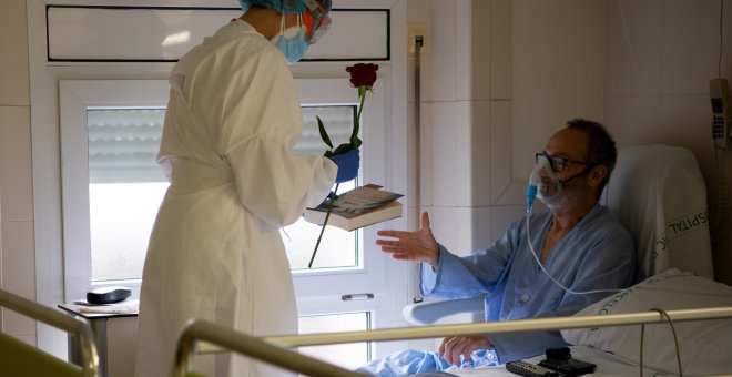 S'alenteix el ritme de contagis i de morts per coronavirus a Catalunya
