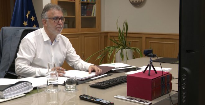 Torres se reúne con los alcaldes de las ciudades más pobladas de Canarias