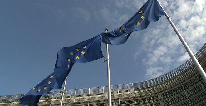 Bruselas estima que PIB de eurozona se contraerá entre un 5% y un 10%