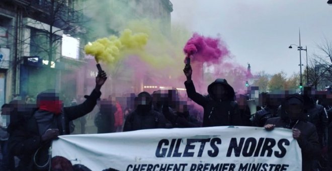 Con M de... - Chalecos negros de Francia: una llamada a la autodefensa migrante