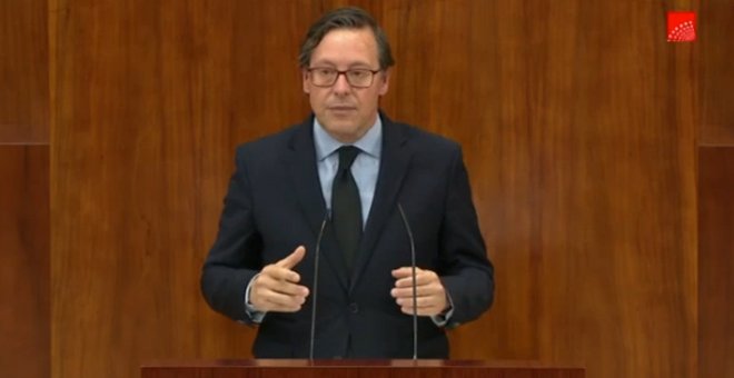 PP: "Moncloa ha estado más pendiente de comprar likes que material"