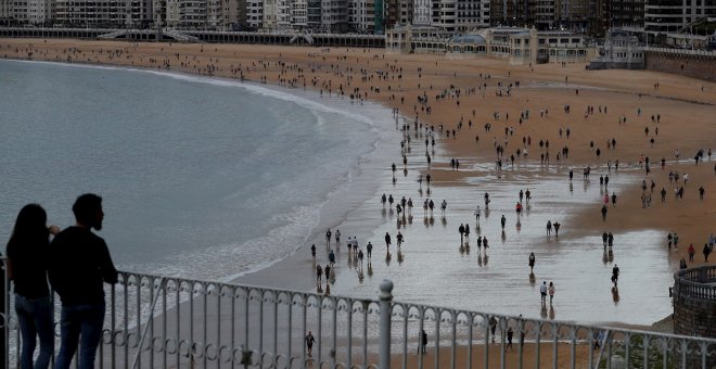 Playas abiertas para surfear, parques cerrados, carreteras cortadas... Así son las medidas para hacer deporte y pasear tomadas por toda España