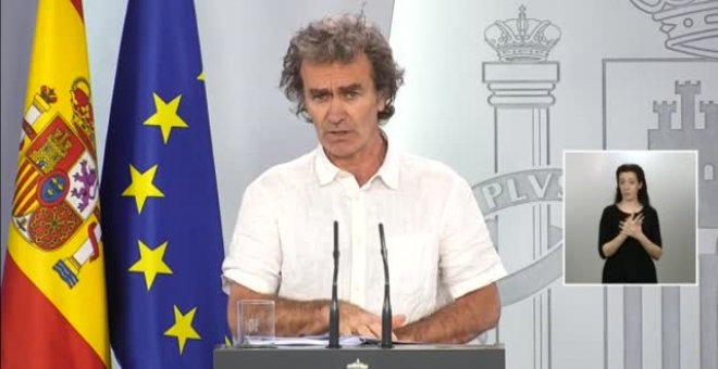 Simón: "Las mascarillas en el ámbito de trabajo son altamente recomendables cuando no se pueda mantener la distancia de seguridad"