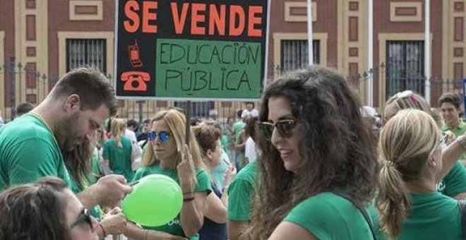 La destrucción de empleo se ceba con el sector educativo