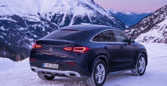 Mercedes-Benz GLE 350 de Coupé: un SUV híbrido enchufable con 100 km de autonomía eléctrica