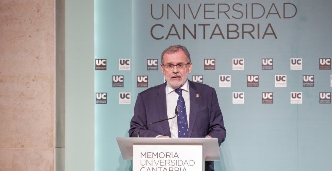 El rector de la UC desmiente que quiera "aprovechar la pandemia" para llevar a la universidad hacia un modelo no presencial