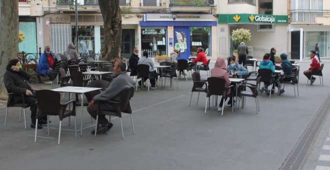 Más del 60% de comercios y peluquerías abren en el primer día de la fase 1, mientras que la hostelería se limita a un 30%