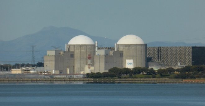 La prórroga de Almaraz o por qué quieren mantener activa la central nuclear más vieja de España