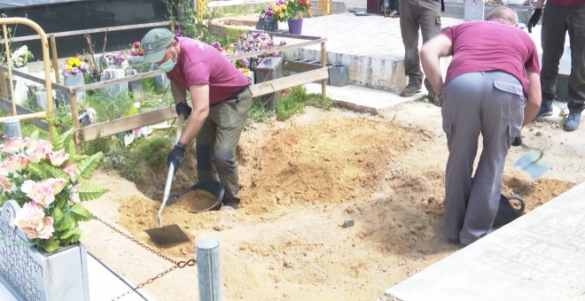 El Ayuntamiento de Paterna aprueba exhumar los restos de "la fosa de la cultura", en València