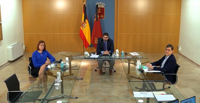 Murcia limita las reuniones a 15 personas y prohíbe el ocio nocturno en locales cerrados