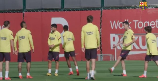 El Barça recupera los rondos en sus entrenamientos