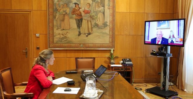 Videoconferencia entre Yolanda Díaz y el padre Ángel