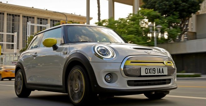 El MINI eléctrico ya se vende en España por 250 euros al mes: estas son las condiciones